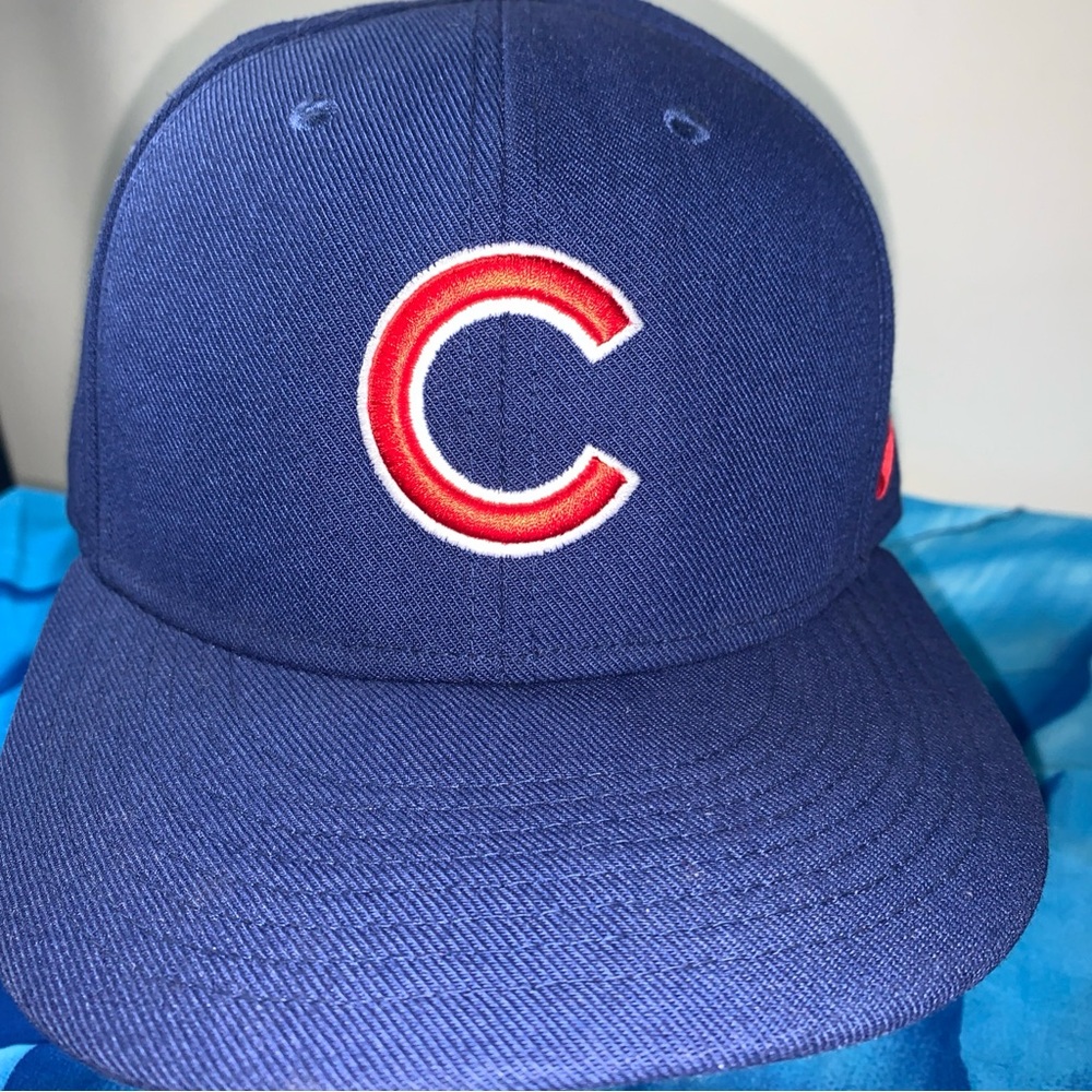 Chicago Cubs Baseball Cap Nike Dri Fit OSFA Hook & Loop Closure Strap